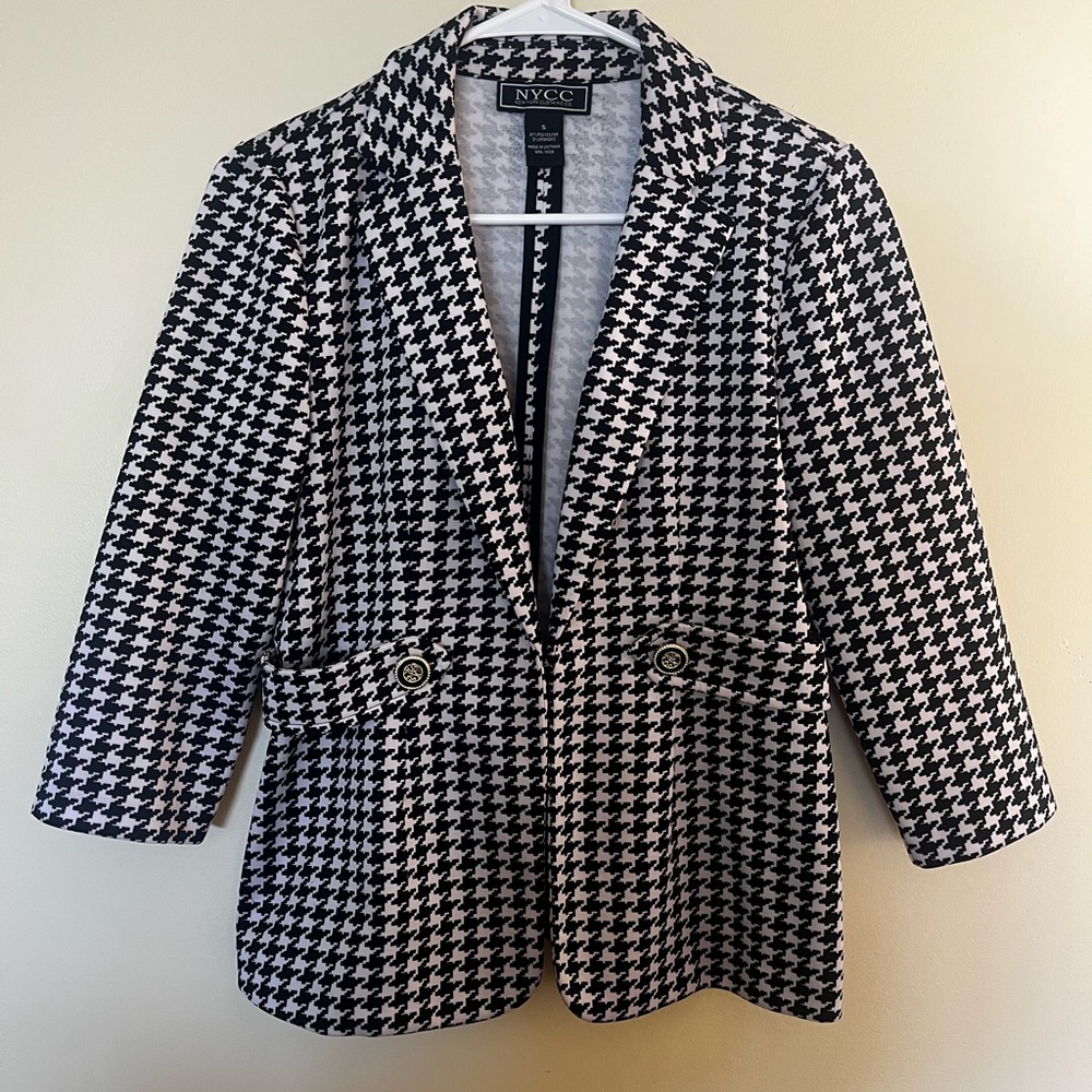 NYCC Black and White Blazer